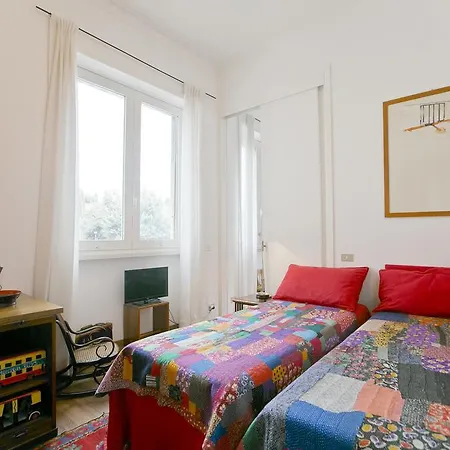 Aventino Orange Garden Bed & Breakfast 2*