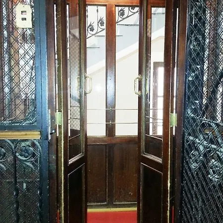 Dimora Luminosa Apartment