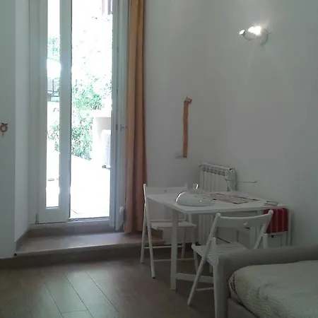 La Casetta Di Ely Bed & Breakfast Rome