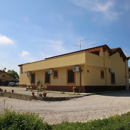 Grappoli Di Sole Farm stay Rome