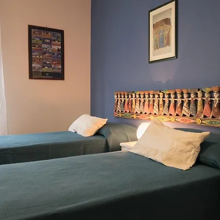 Glorioso Stylish Apartment