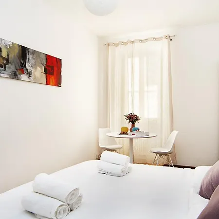 Ciao Bella Stella Apartment *