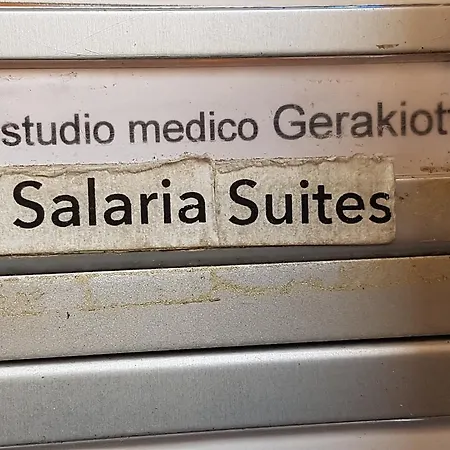 Salaria Luxury *