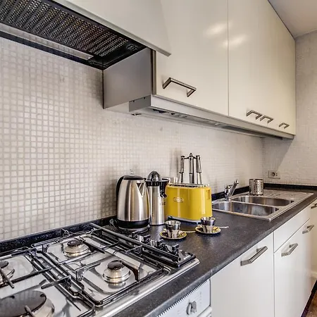Piazza Farnese Exclusive View 2 Bedroom En Appartement