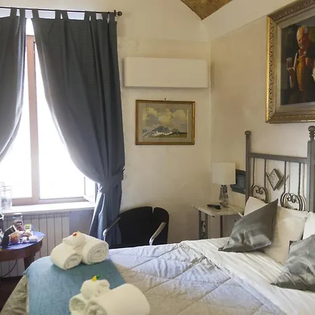 Salaria Luxury Guest house