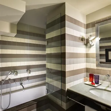 Casa Heberart Sistina Guest house