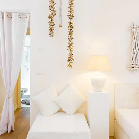Dimora Al Colosseo Apartment Rome