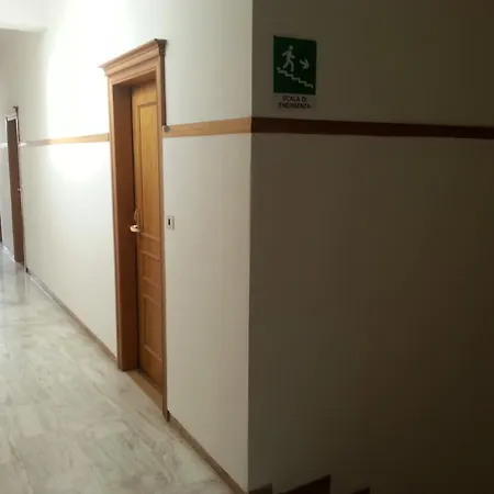 Tempio Di Apollo Hotel Rzym