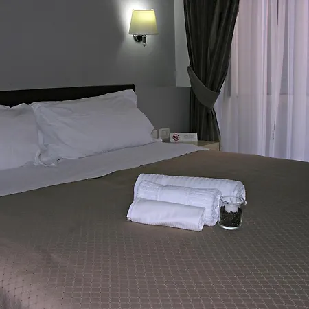 Colosseum 3* Rome
