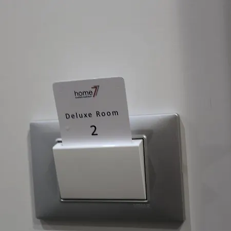 77 2* Řím