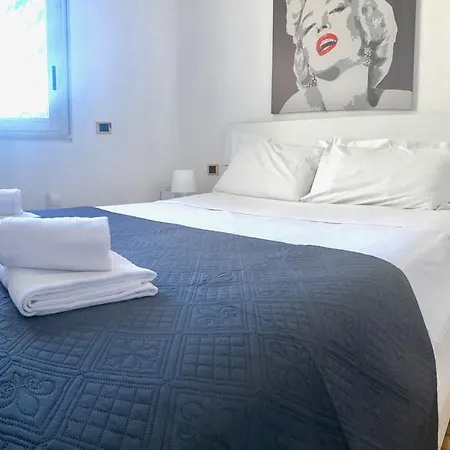 Apartment Giulio Cesare Luxury