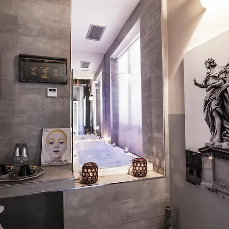 Town House Spagna- Luxury Rooms With Jacuzzi Bath * Rome