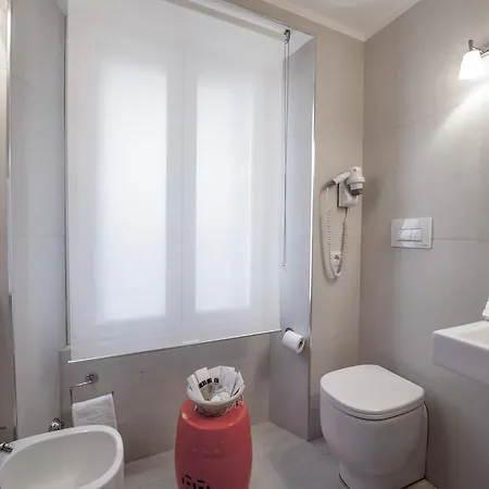 Town House Spagna- Luxury With Jacuzzi Bath Roma