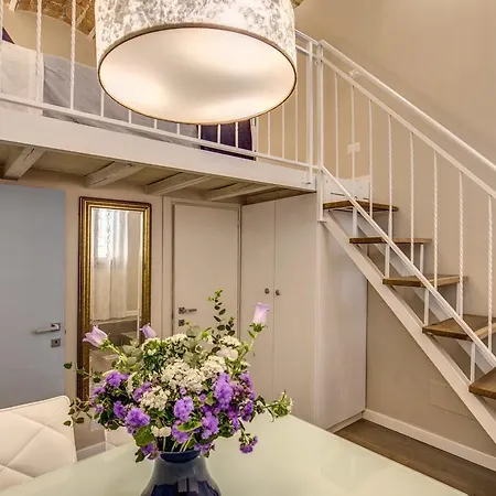 Domus Urbana Apartment