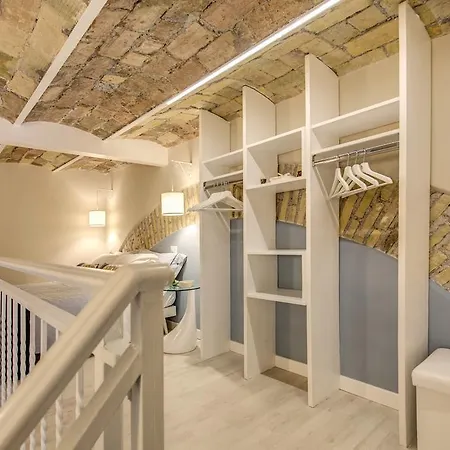 Domus Urbana Rome