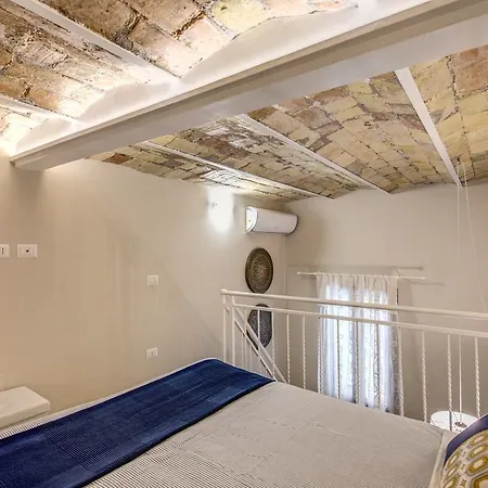 Domus Urbana *