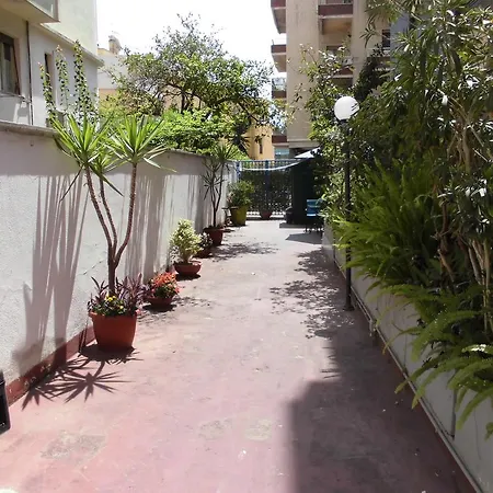 Monaco Home Campaldino Guest house *