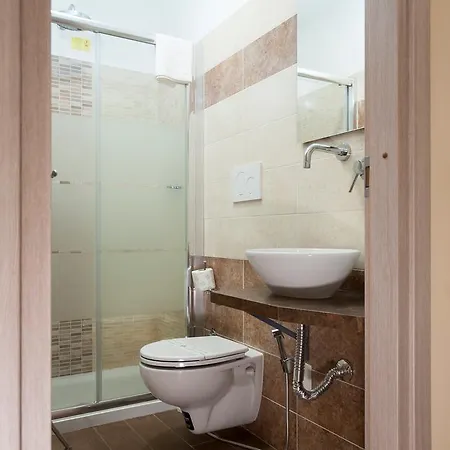 Trinity Luxury Affittacamere 3*