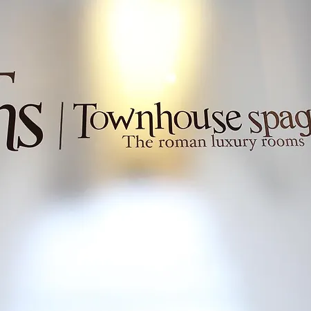 Town House Spagna Affittacamere 2*