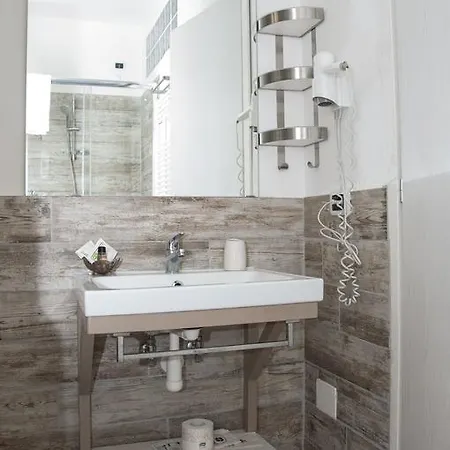 Exa - Just Bed & Breakfast 3*