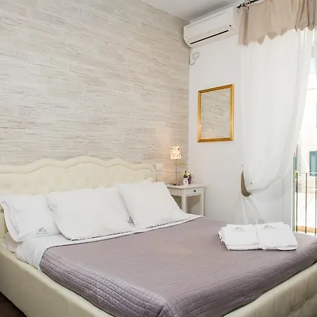 Nido All'aventino Apartment *