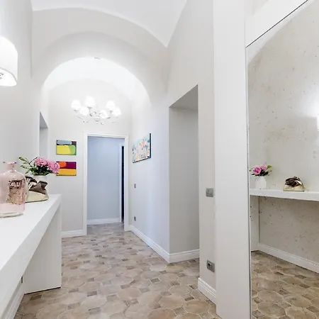 Altarocca Embassy Holiday home Rome