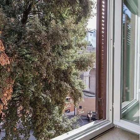 Spanish Apartment Rome