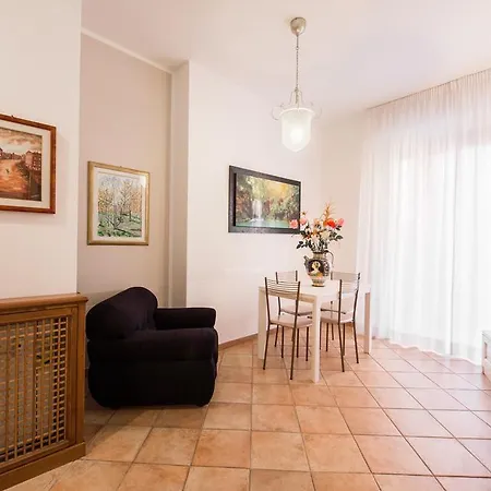 Maison Velia San Giovanni *