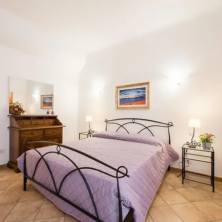 Apartment Maison Velia San Giovanni Rome