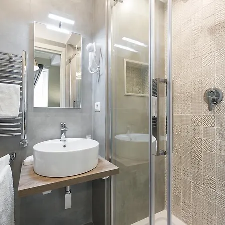 Borghetto Cavalleggeri Guest house 2*