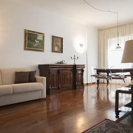 Plumbird Boutique & Apartment