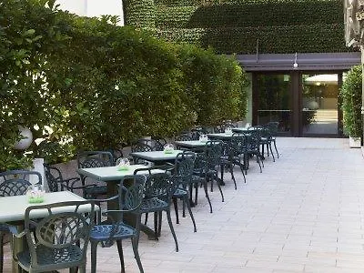 Hotel Nh Leonardo Da Vinci 4*