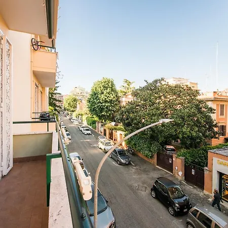 Apartment Maison Velia San Giovanni Rome