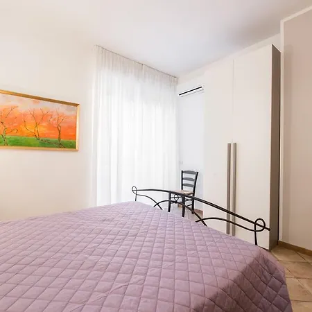 Maison Velia San Giovanni Apartment