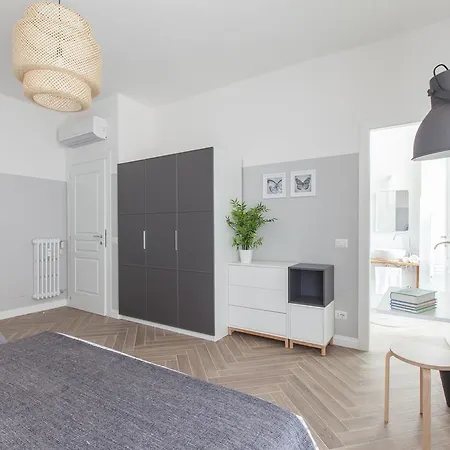 Pannonia Smart House Guest house Rome