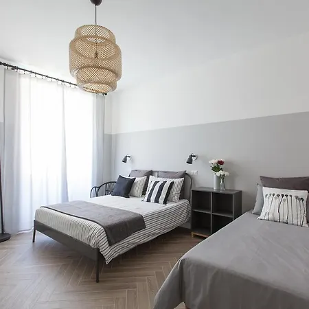 Pannonia Smart House * Rome
