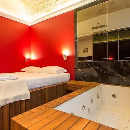Rental In Rome Pinciana Deluxe Apartment Rome