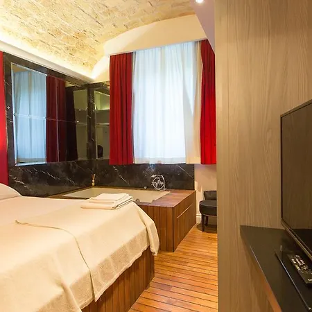 Rental In Rome Pinciana Deluxe Rome