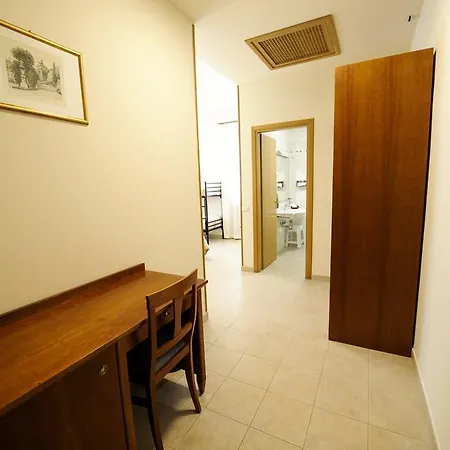 Hotel Casa Caburlotto Roma