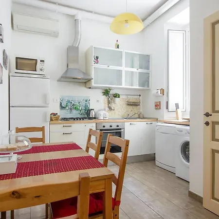 Cuore Di Testaccio Apartment *