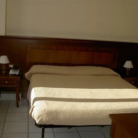 Cinecitta Hotel 3*