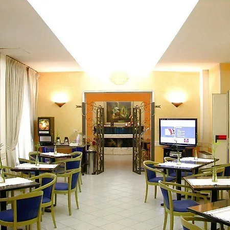 Milani Hotel