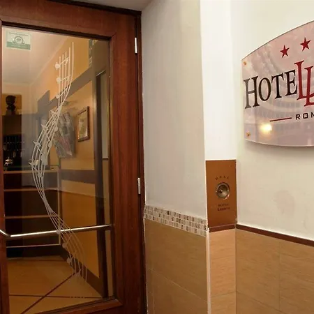 Lirico Hotel 3*