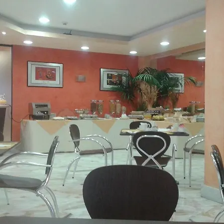 Ih La Mela Hotel
