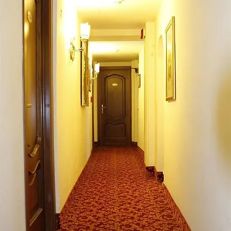 Genio Hotel