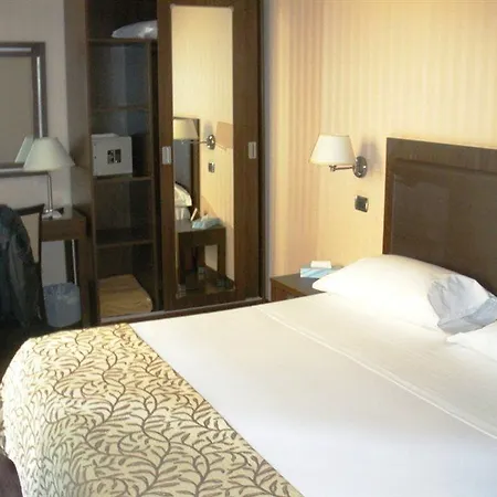 Villafranca 4* Rome