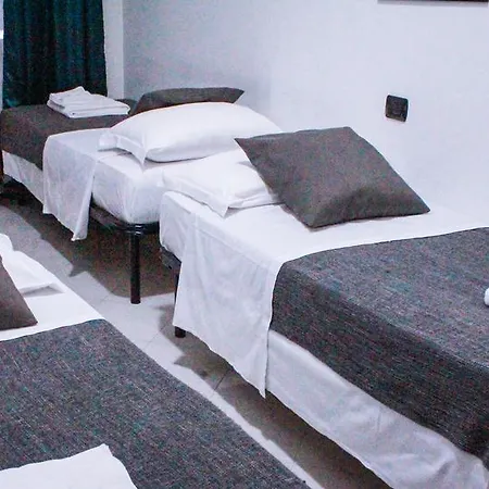 Suites Holiday Rooms