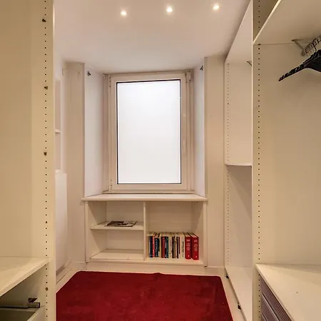 Gambero Luxury בית הארחה