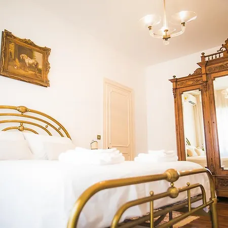 Apartment Plumbird Boutique & Rome