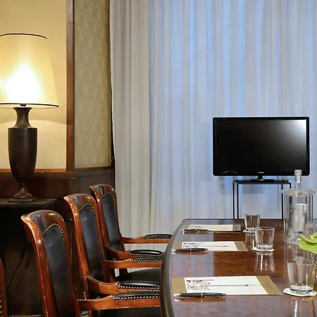 Hotel Colonna Palace